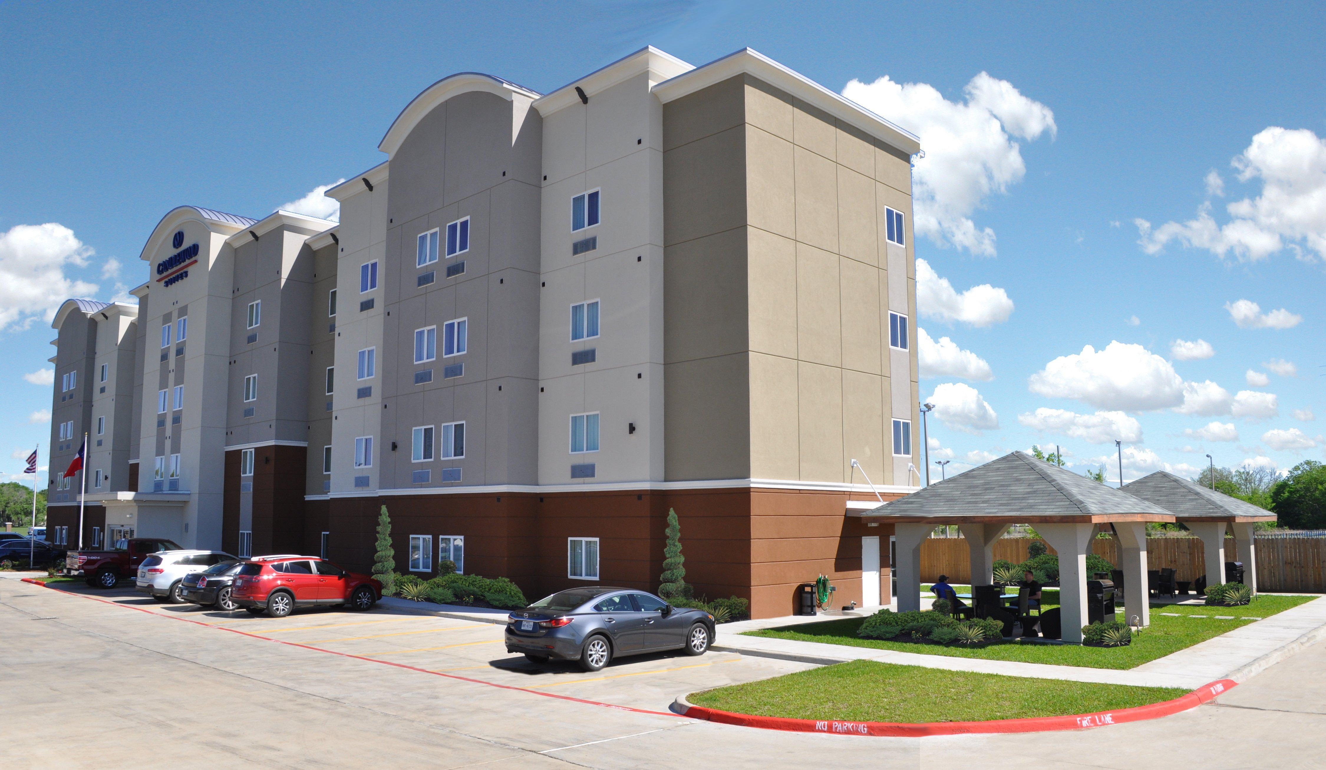 Candlewood Suites Bay City By Ihg Екстериор снимка