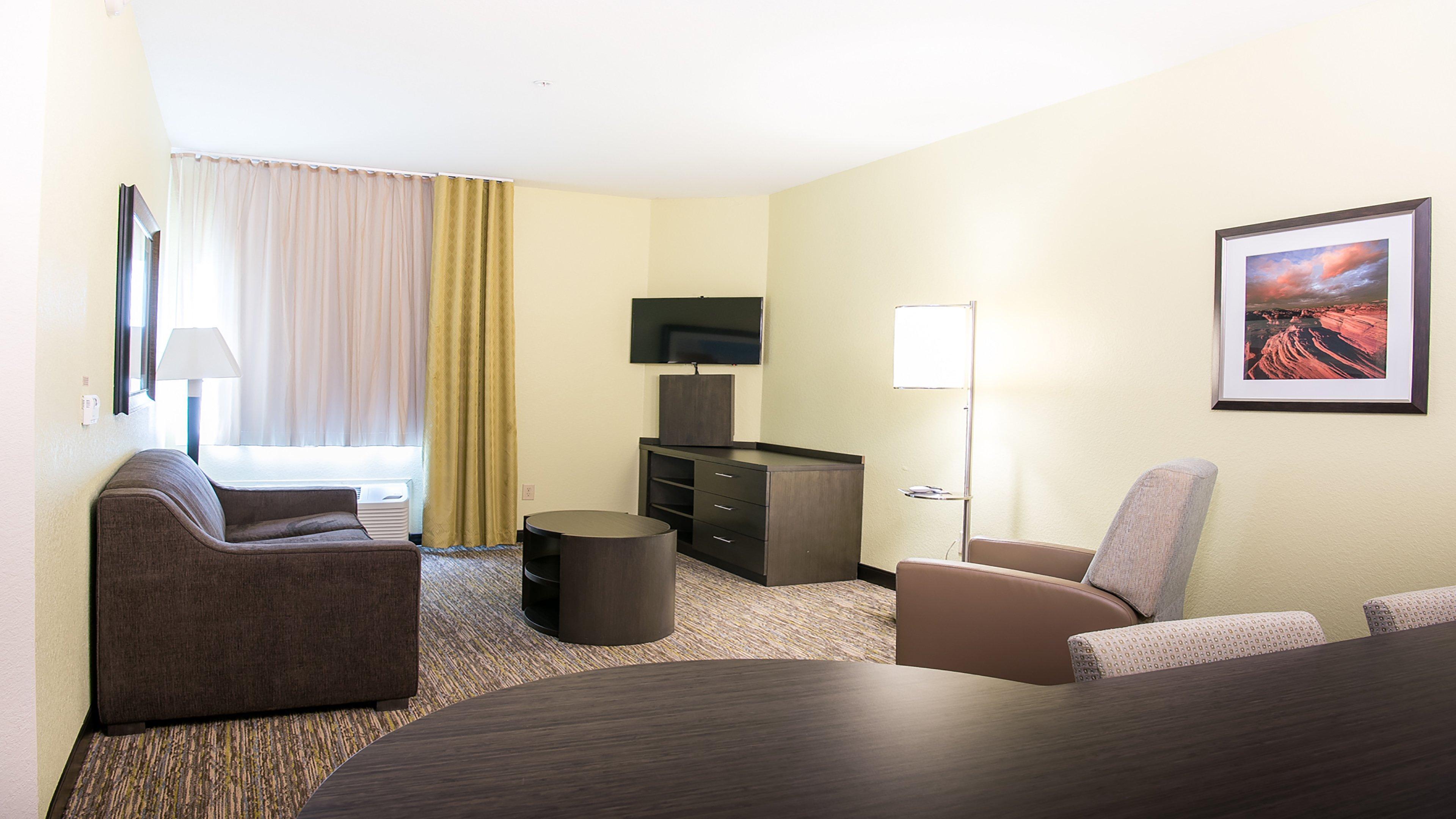 Candlewood Suites Bay City By Ihg Екстериор снимка