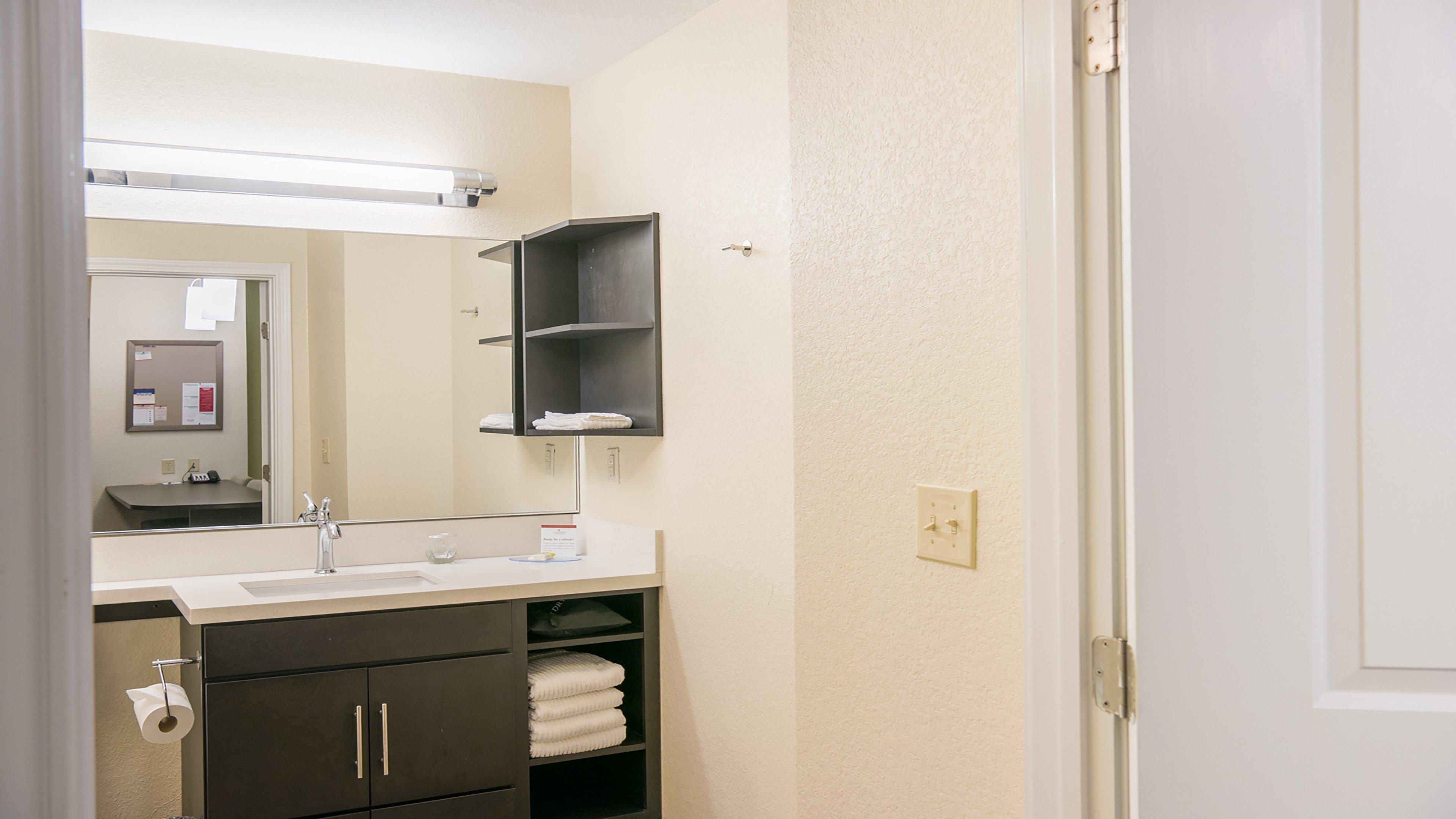 Candlewood Suites Bay City By Ihg Екстериор снимка