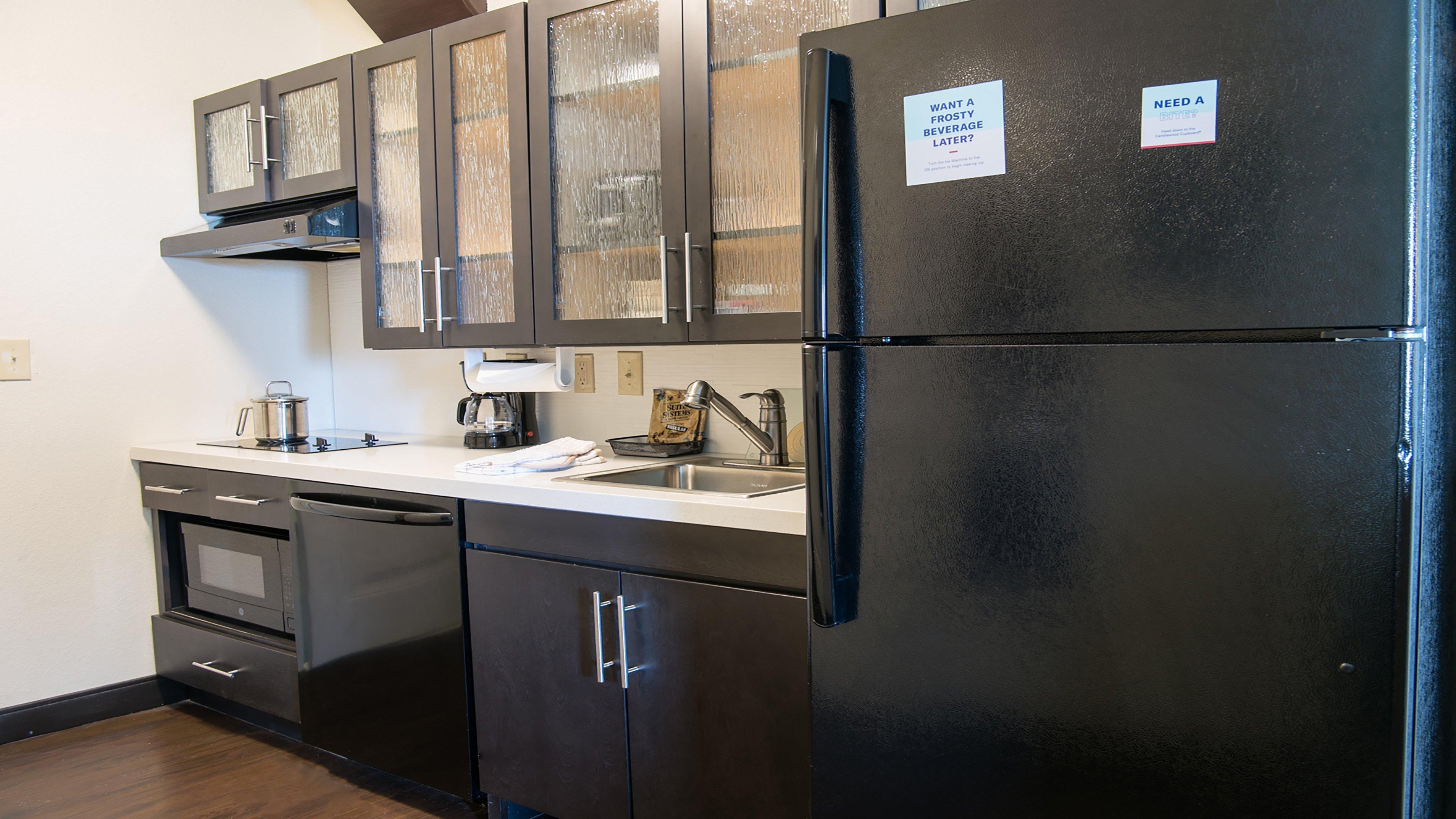 Candlewood Suites Bay City By Ihg Екстериор снимка